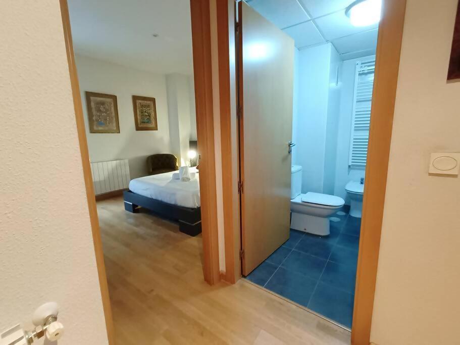 Alojamiento Centro Caceres Canovas Екстериор снимка
