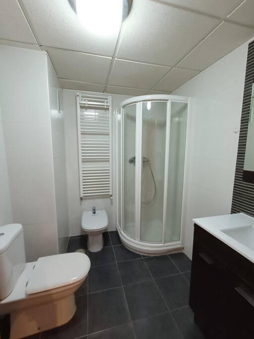 Alojamiento Centro Caceres Canovas Екстериор снимка